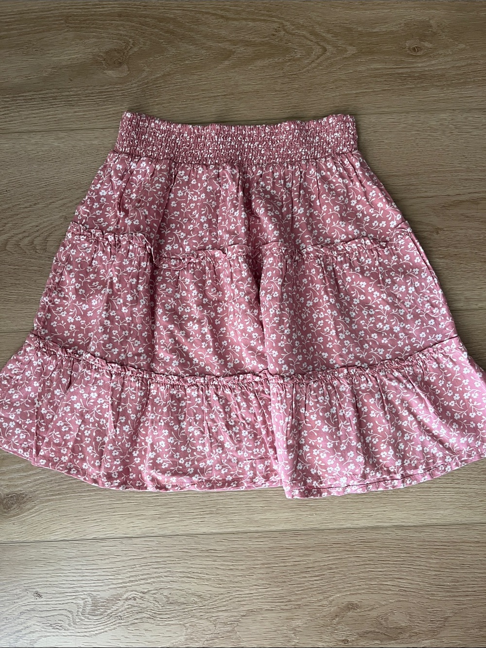 Hollister Dusty Pink Floral Tiered Skater Skirt